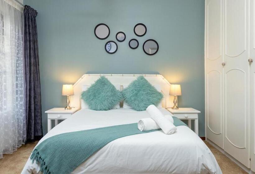 بنسيون Zesty Guesthouse