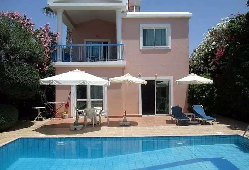 Rododafni Villas