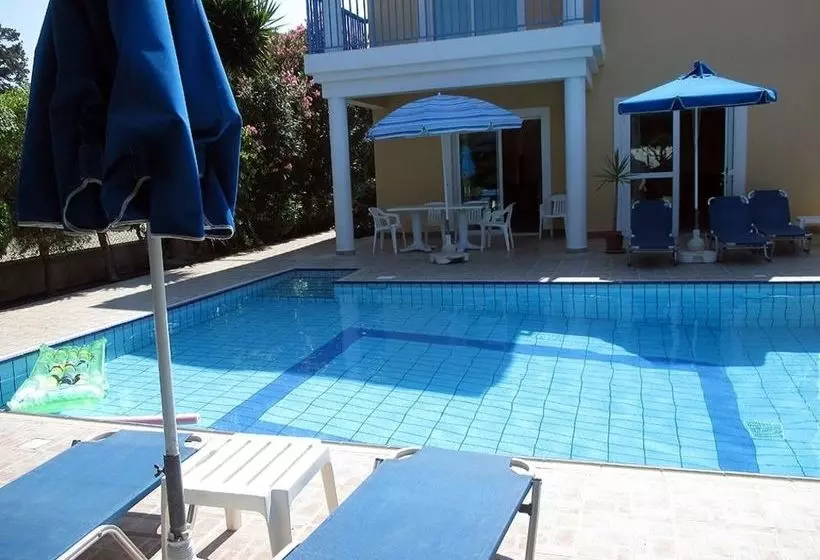 Rododafni Villas