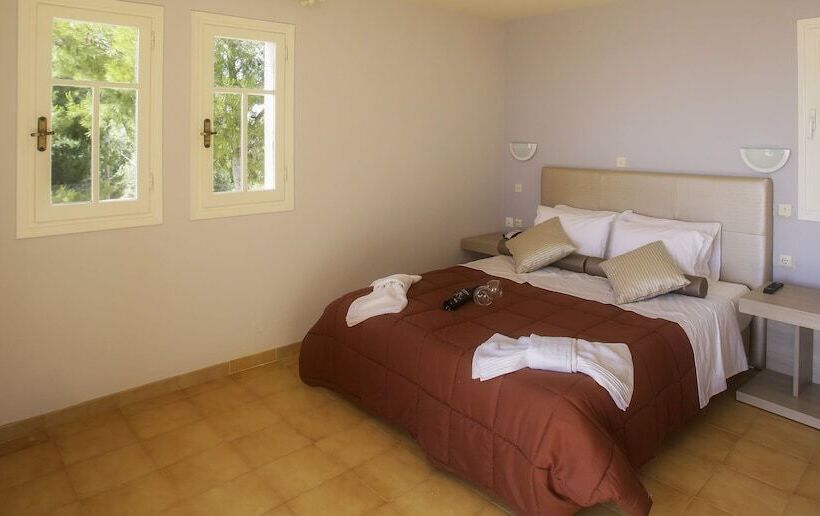 Sunset Paradise Resort