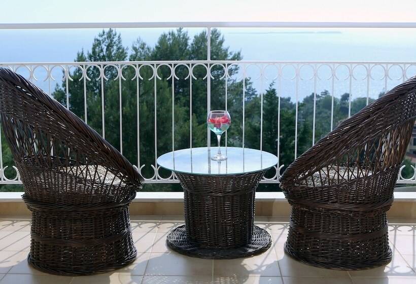 Sunset Paradise Resort