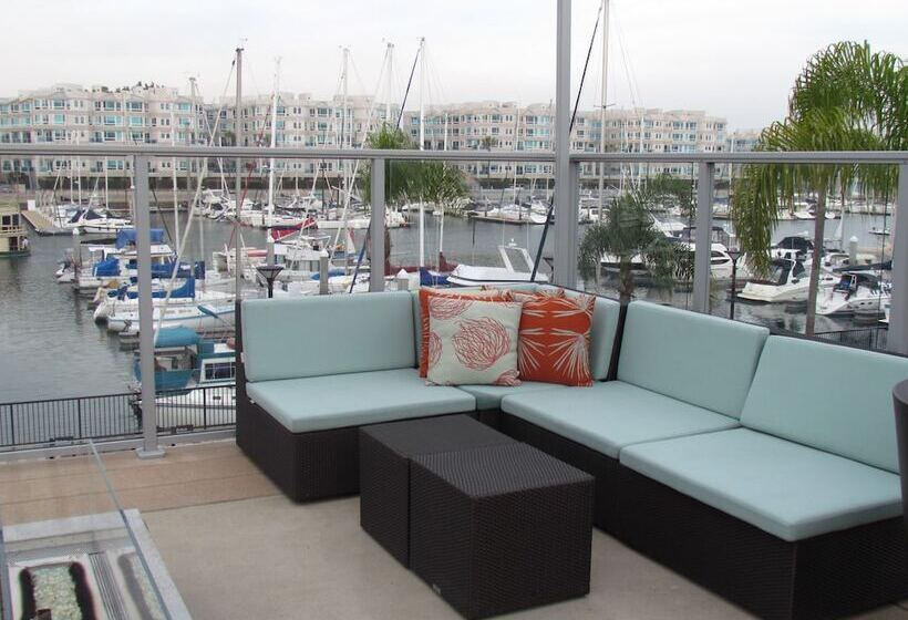 Cozy Place In Tahiti Way