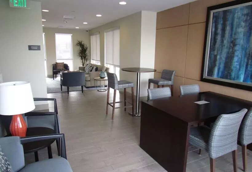 Cozy Place In Tahiti Way