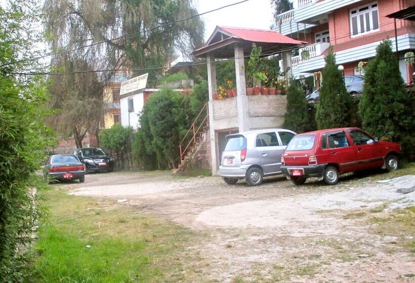 هتل Araniko Village Resort