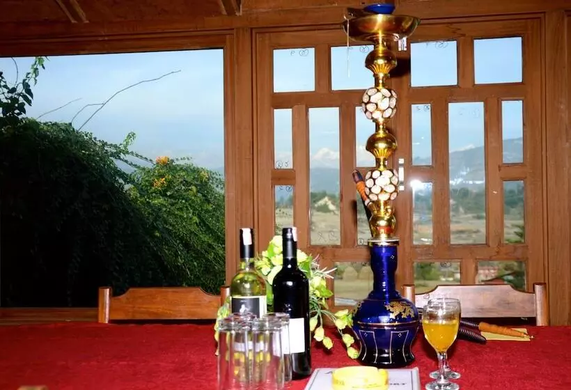 هتل Araniko Village Resort