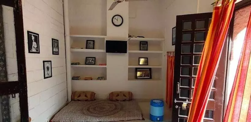 ホテル Arya Haveli