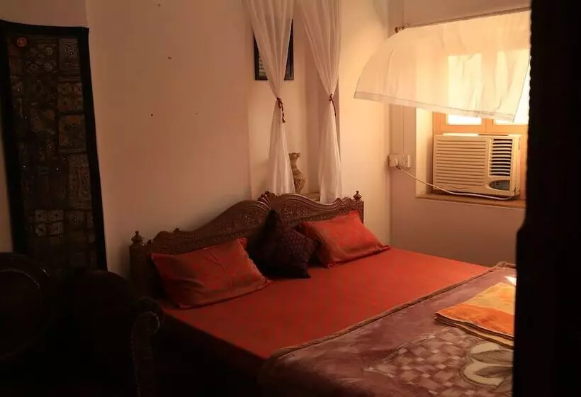 ホテル Arya Haveli