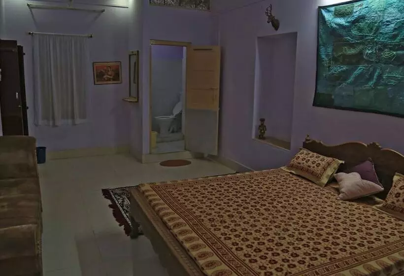 ホテル Arya Haveli