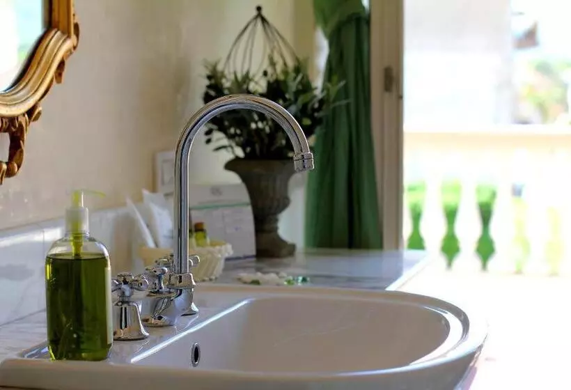 هتل B&b La Sosta Degli Artisti