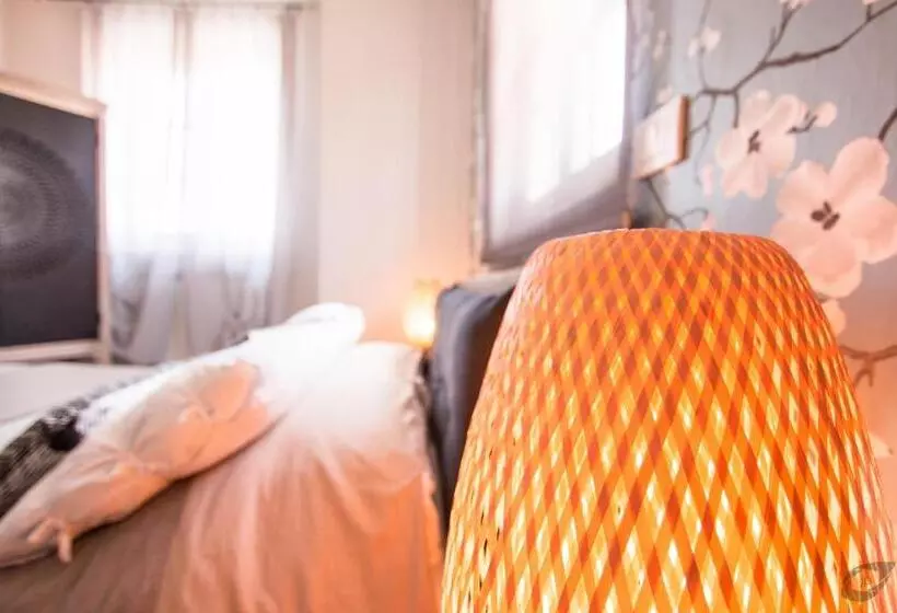 هتل B&b La Sosta Degli Artisti