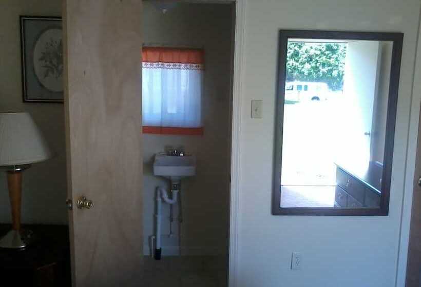 Отель Hiland Terrace