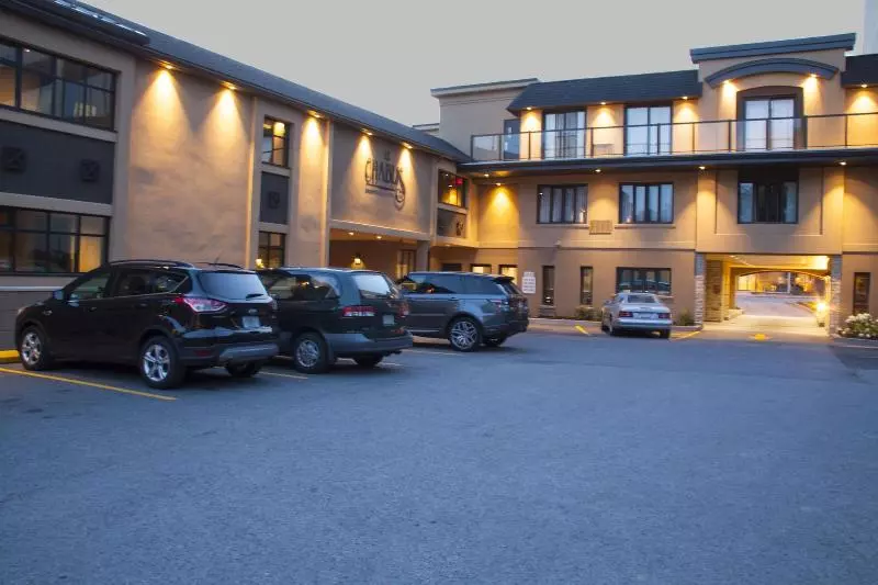 Отель Le Chablis Cadillac