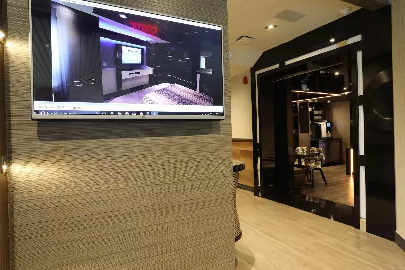 Отель Le Chablis Cadillac