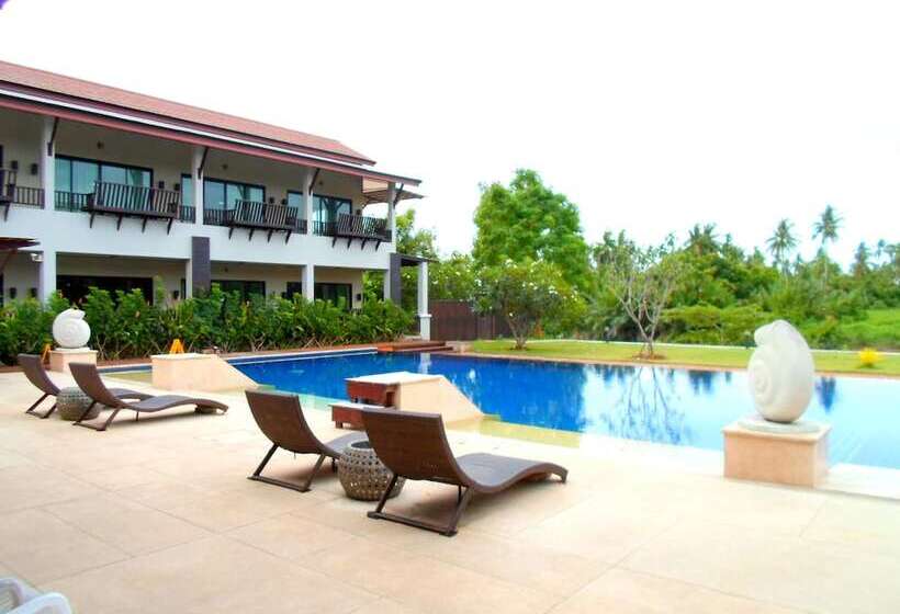 בית מלון כפרי Naraya Riverside Resort