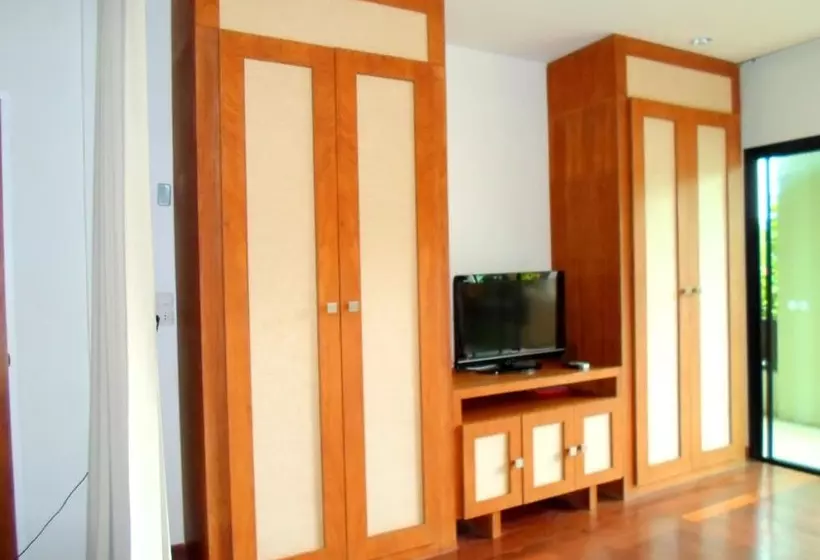 호텔 Naraya Riverside Resort