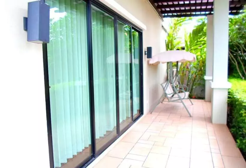 호텔 Naraya Riverside Resort