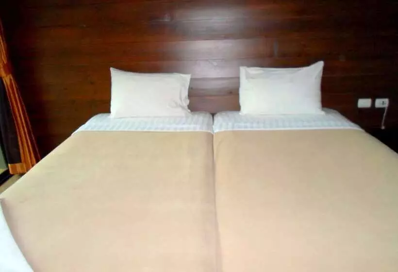 호텔 Naraya Riverside Resort