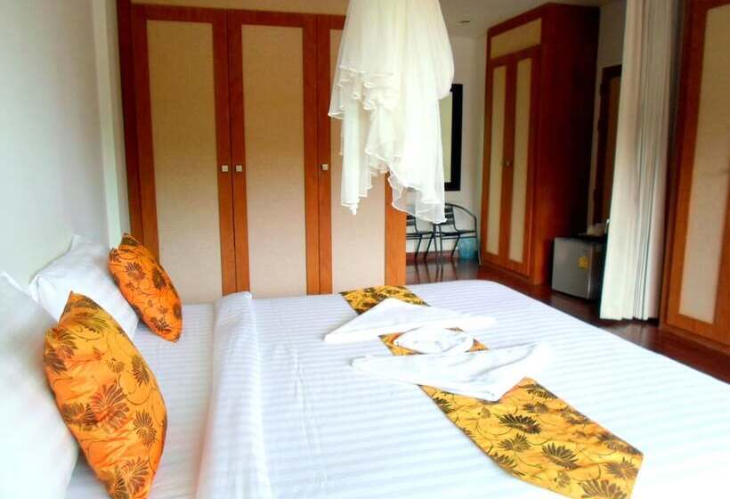 בית מלון כפרי Naraya Riverside Resort