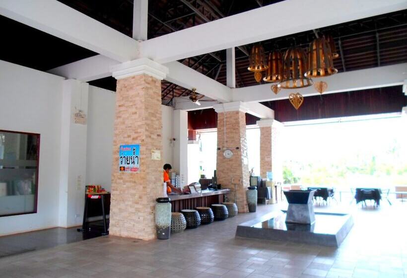 בית מלון כפרי Naraya Riverside Resort