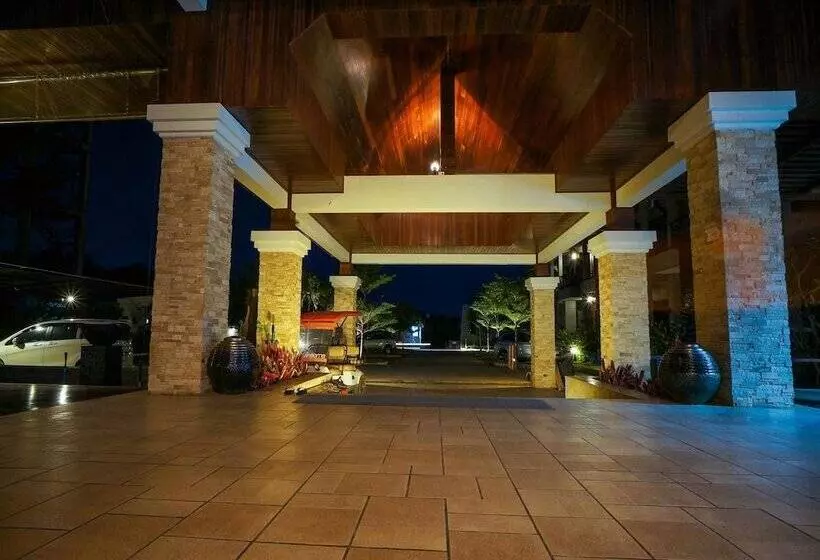 호텔 Naraya Riverside Resort