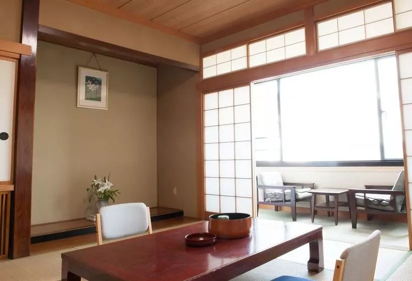 ホテル New Shichisei