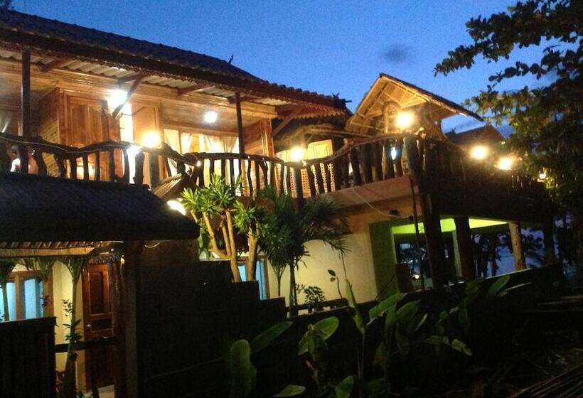 בית מלון כפרי Ruan Mai Naiyang Beach Resort