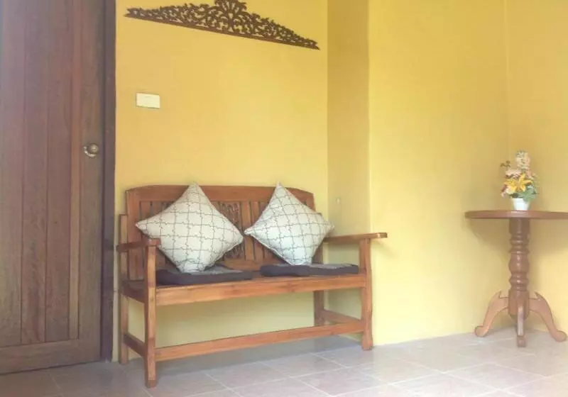 Szálloda Ruan Mai Naiyang Beach Resort