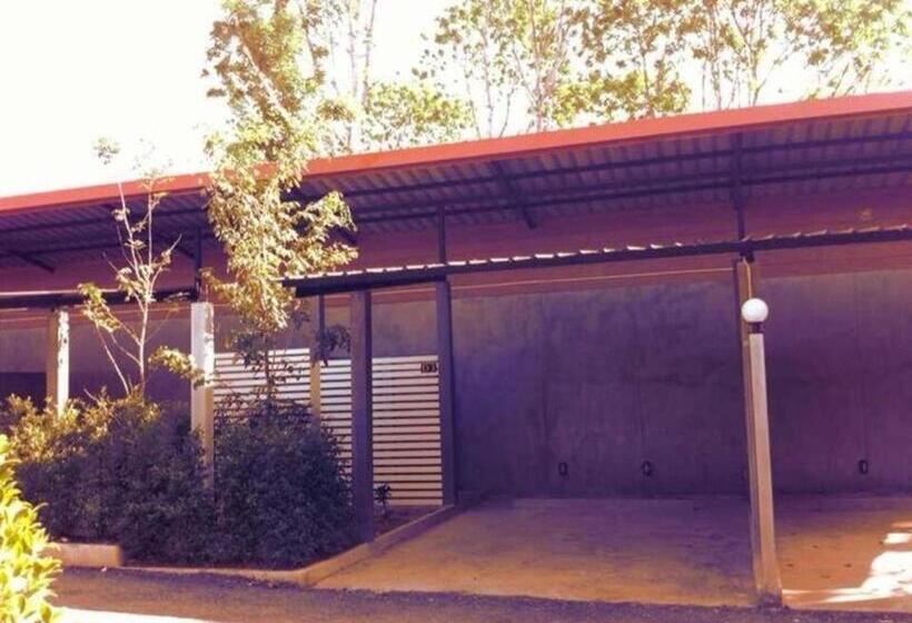 בית מלון כפרי Secret Garden Trang Resort