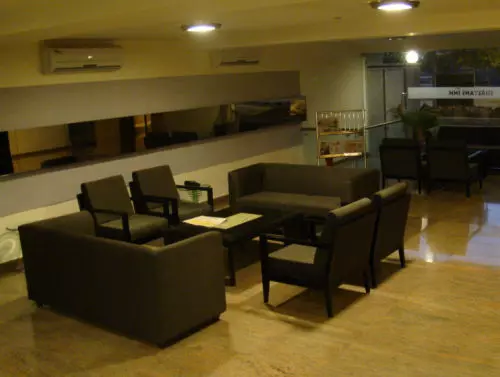 فندق Shreyans Inn