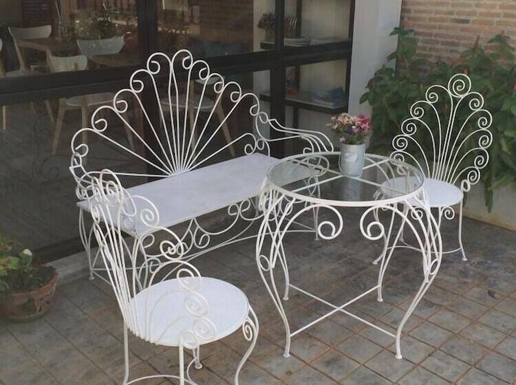 Отель Toscana Trat