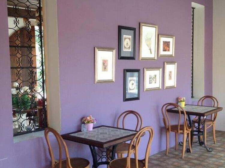 Отель Toscana Trat