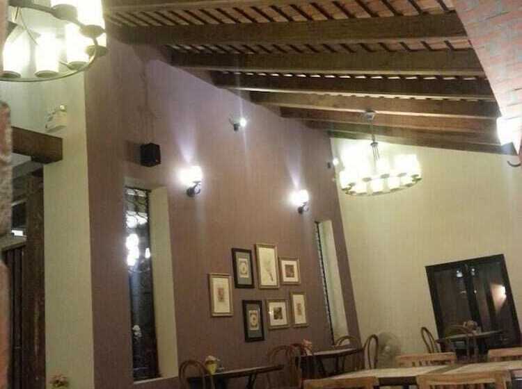 Отель Toscana Trat