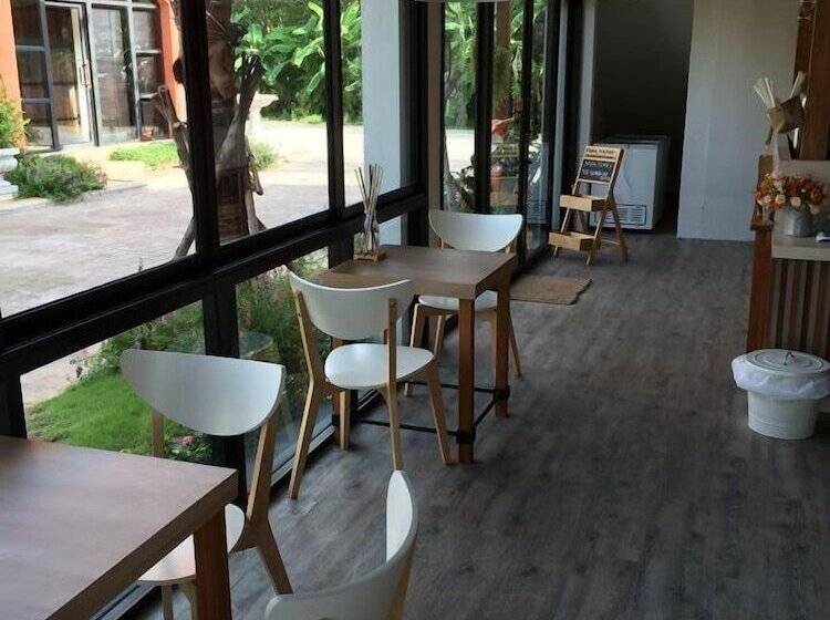 Отель Toscana Trat