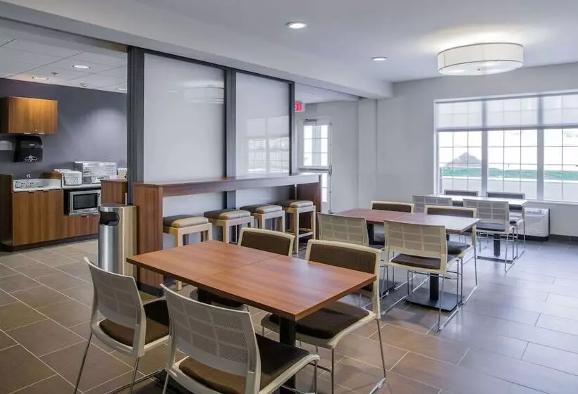 Microtel Inn & Suites By Wyndham Tioga