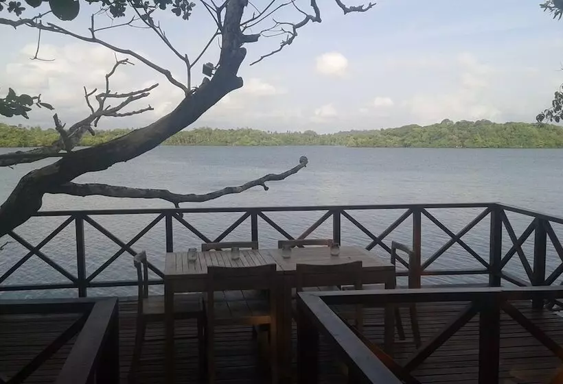 Mo River House Luxury Villa