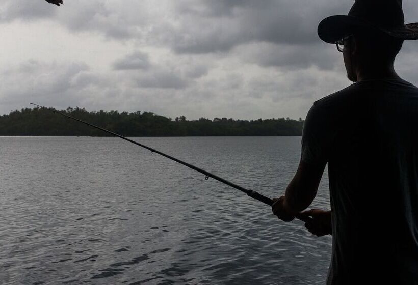 Mo River House Luxury Villa