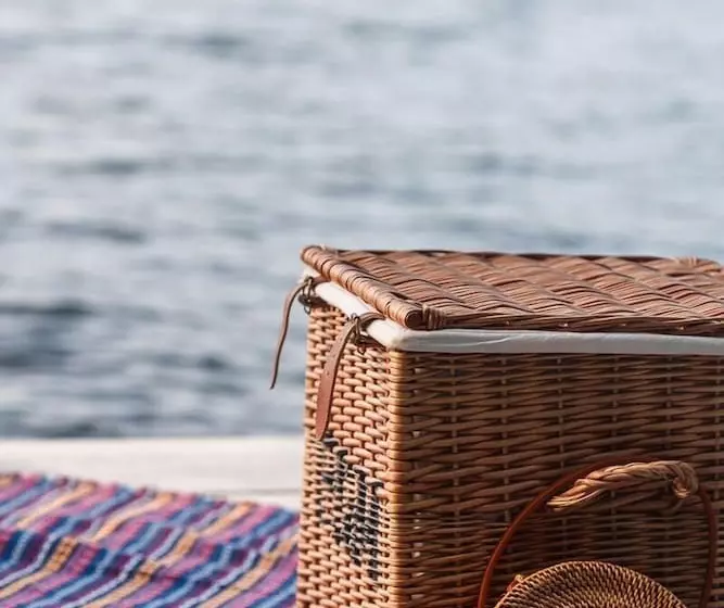 Mo River House Luxury Villa