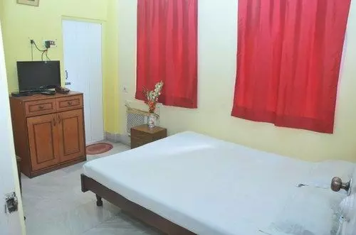 Отель New White Palace