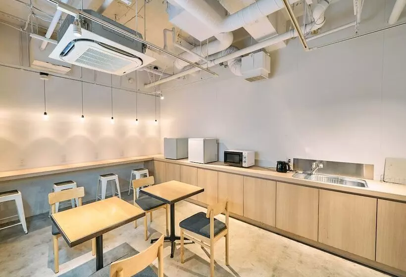 Plus Hostel Tokyo Kawasaki