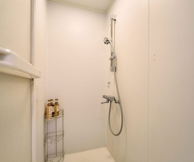 Plus Hostel Tokyo Kawasaki