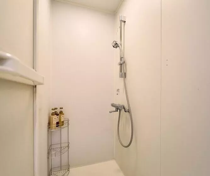 Plus Hostel Tokyo Kawasaki