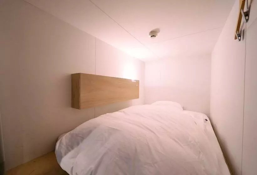 Plus Hostel Tokyo Kawasaki