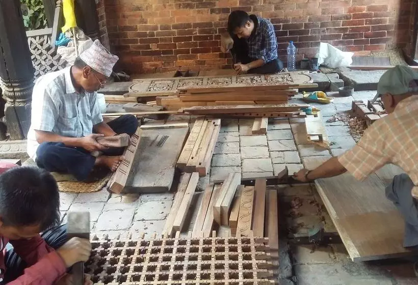 پانسیون Peacock Guest House