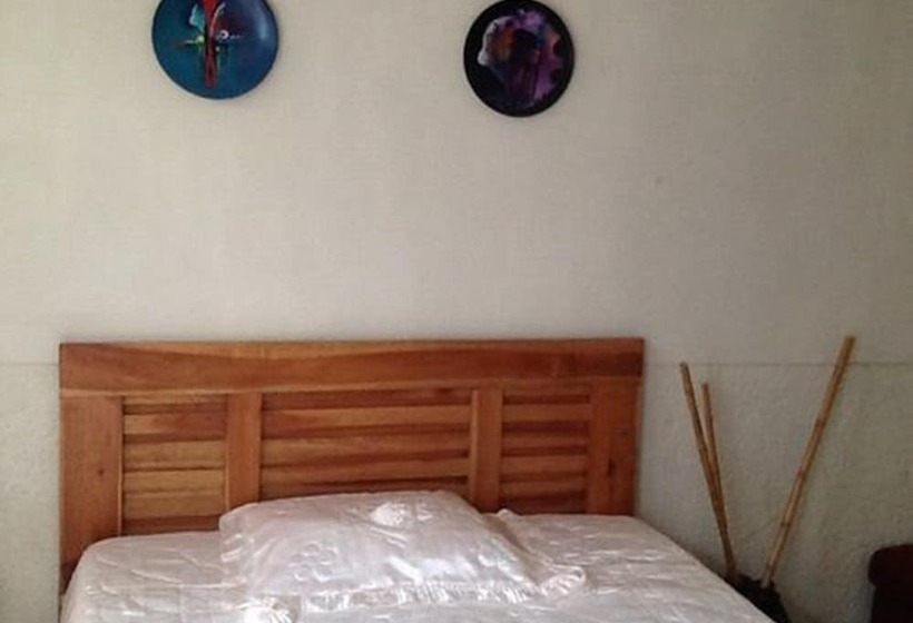 پانسیون Turin Vue La Montagne Lodge