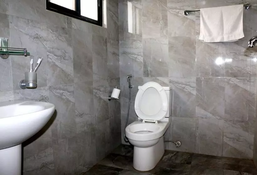 Alpine Hotel & Apartment