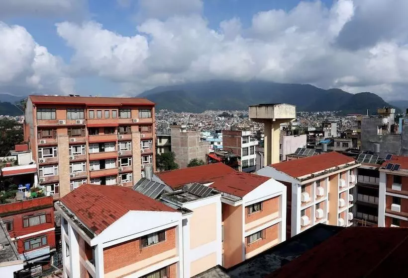 Alpine Hotel & Apartment