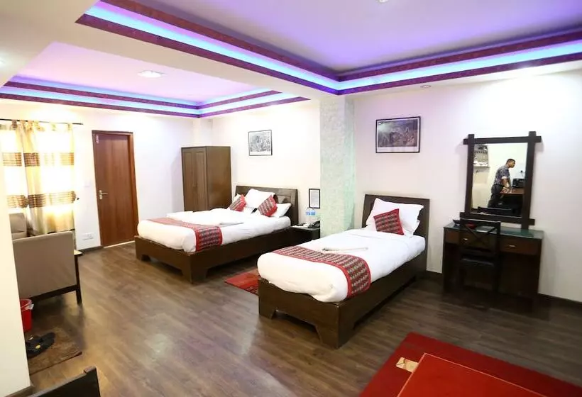 Alpine Hotel & Apartment