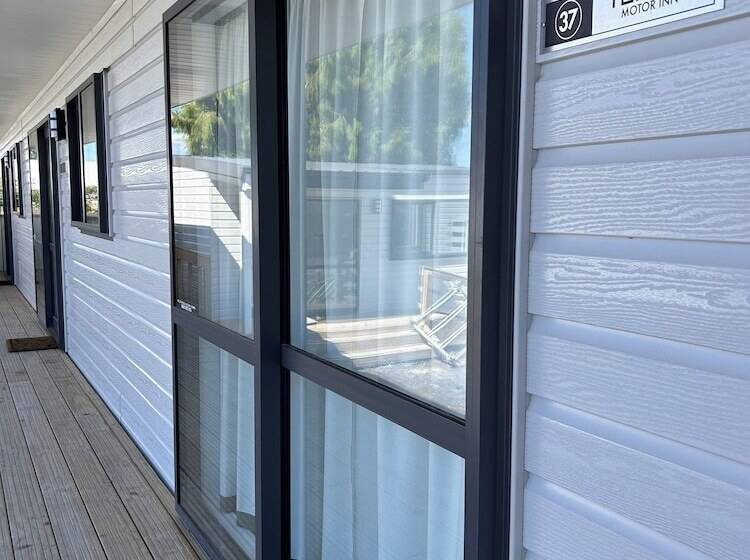 מוטל Terapa Motor Inn