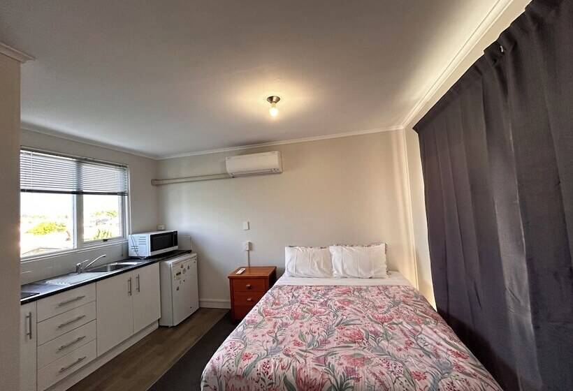 מוטל Terapa Motor Inn