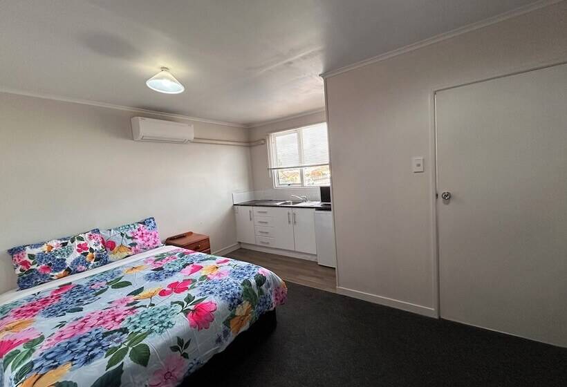 מוטל Terapa Motor Inn